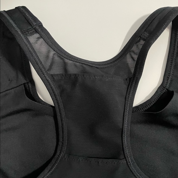 Nike Dri-Fit Sportsbra - Picture 5 of 5